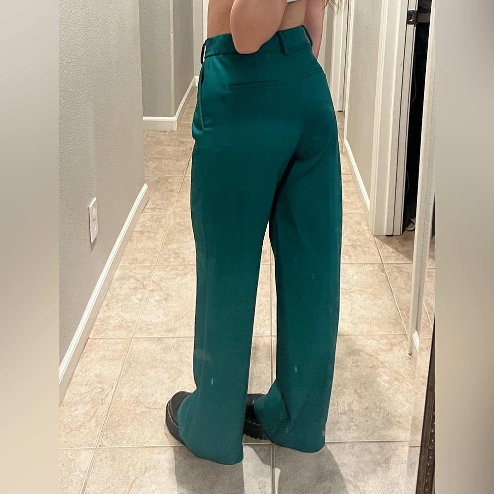Green trousers H&M
